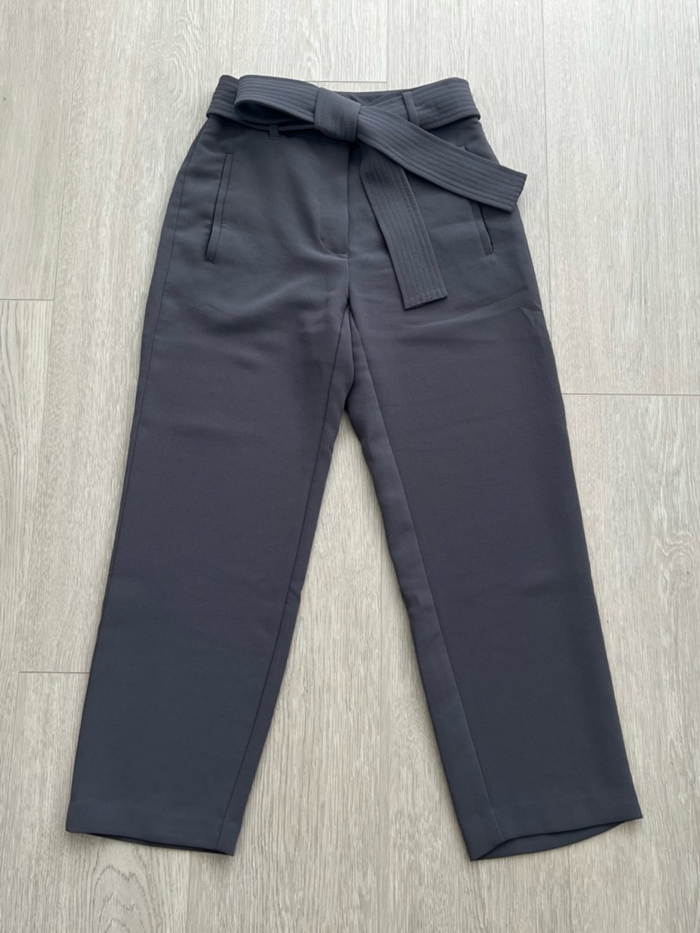 Aritzia Wilfred Tie Front Pants in Gray - Picture 6 of 11